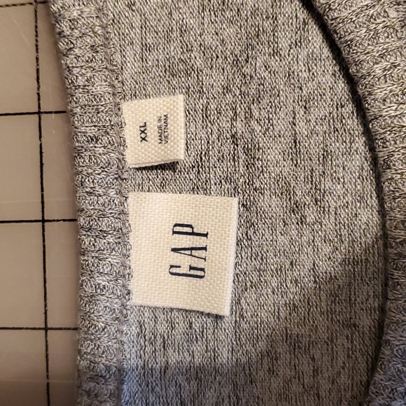 GAP sweater - Picture 4 of 4